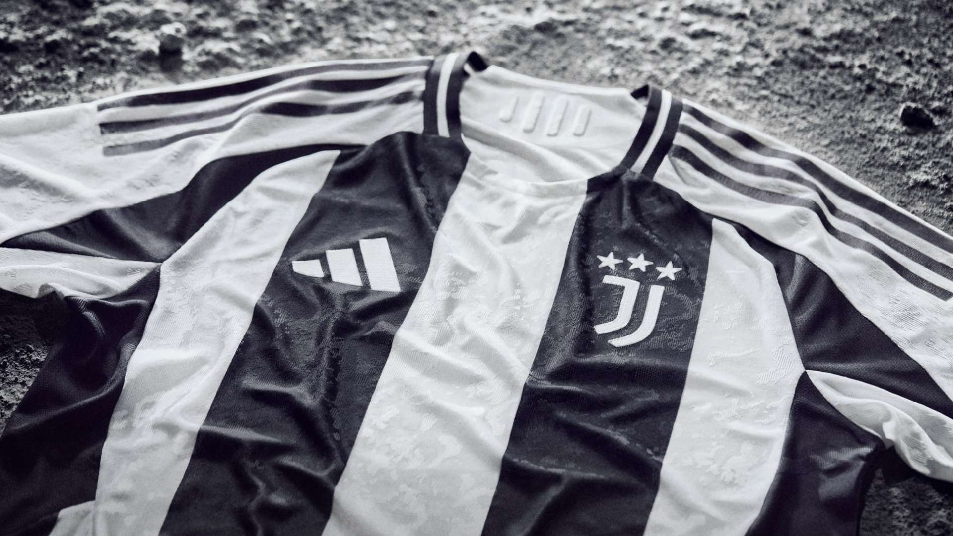 足球未来感 足球未来感